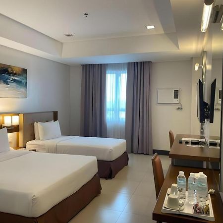 Diversion 21 Hotel Iloilo Extérieur photo